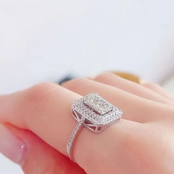 CZ Halo silver ring size 9 - Picture 1 of 13